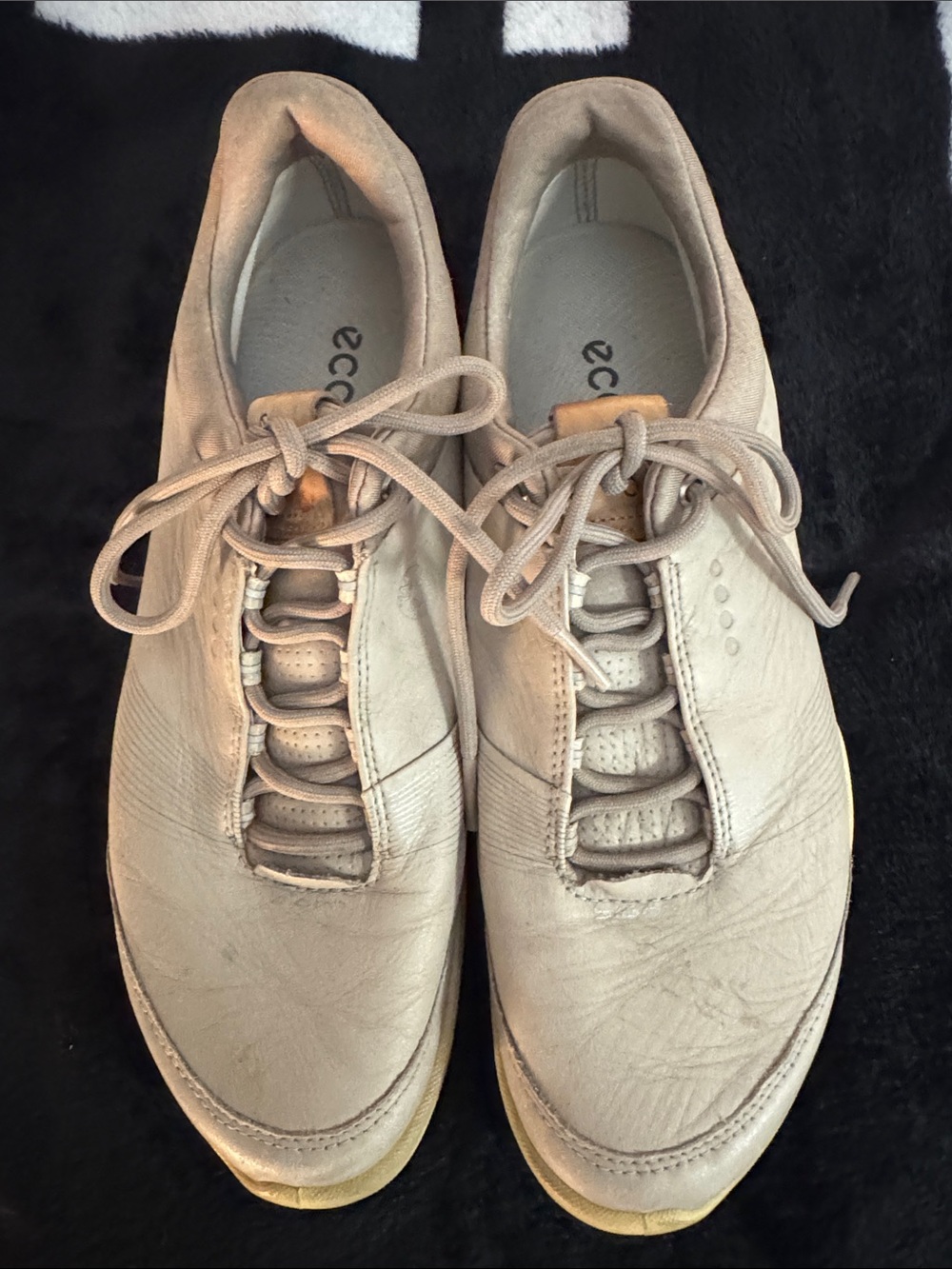Ecco Women's Light Beige Golf shoes.